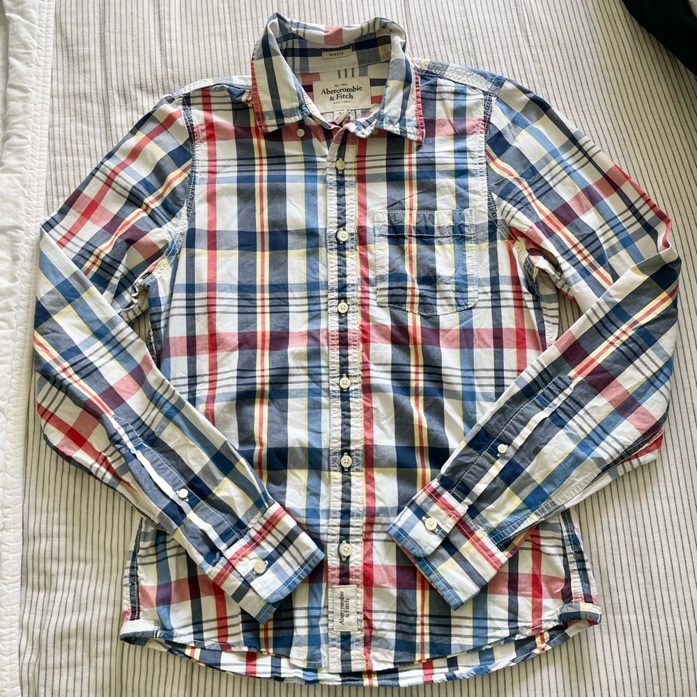 Abercrombie & Fitch Red and Blue Casual Button Down Shirt
